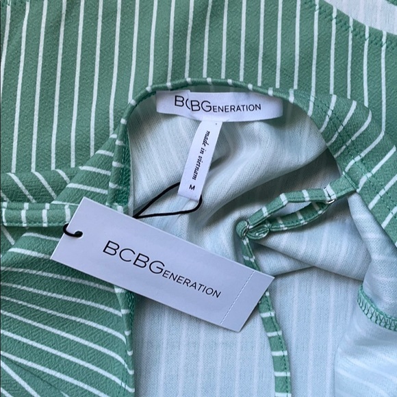 BCBGeneration Square Neck Bodysuit - Picture 5 of 7